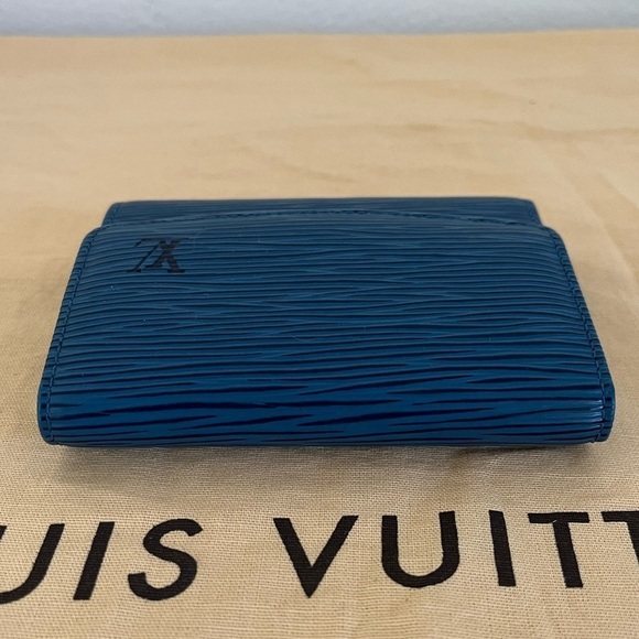Louis Vuitton Trifold Card Holder Blue Epi Vintage BNWOT unbranded chain 1996 - Picture 7 of 14